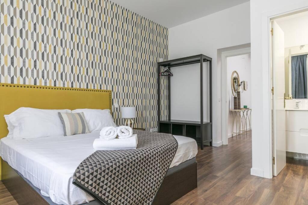 מדריד Apartamentos Plaza De Pedro Zerolo I מראה חיצוני תמונה